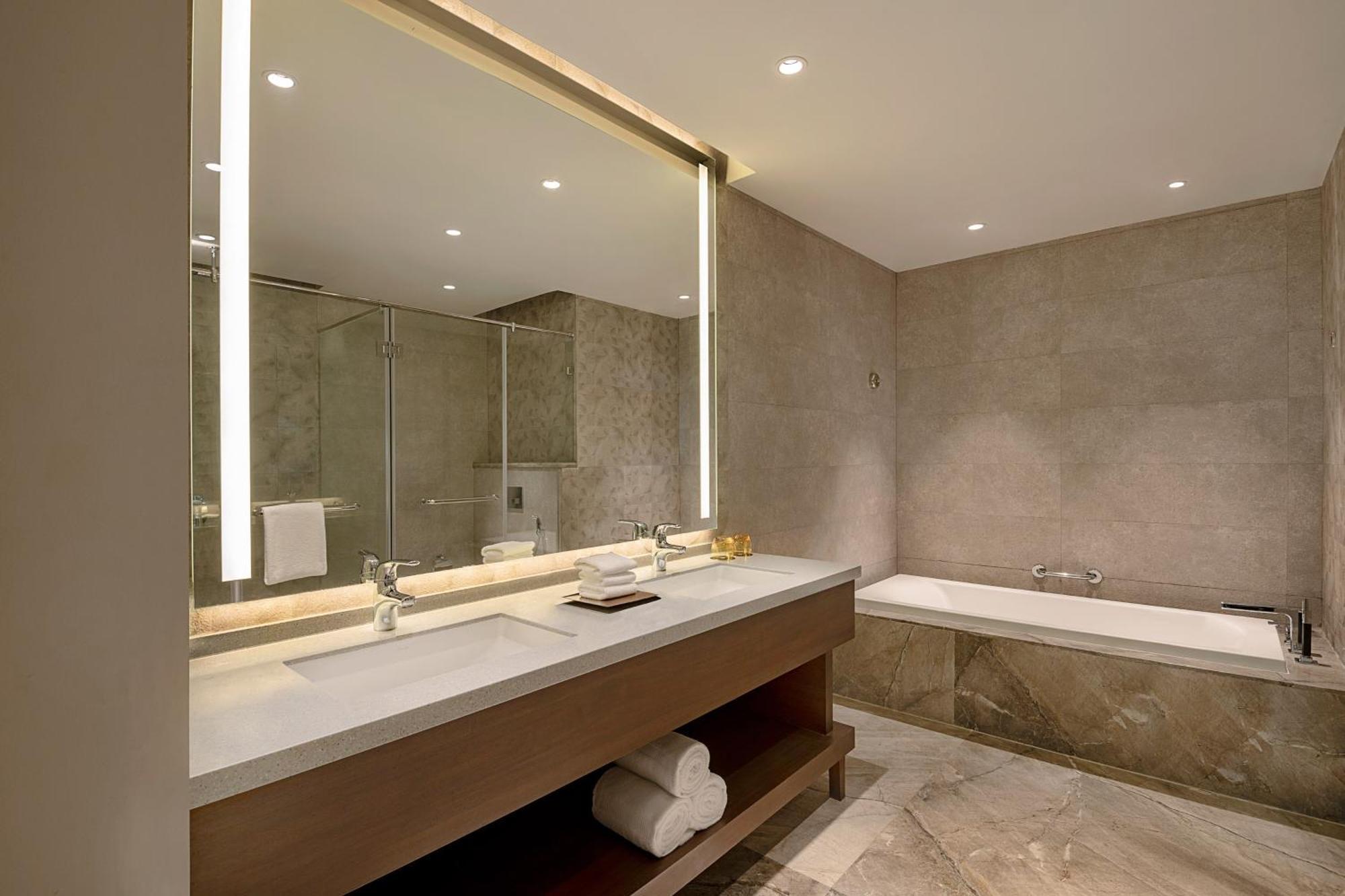 Resort Sheraton Grand Chennai & 5*