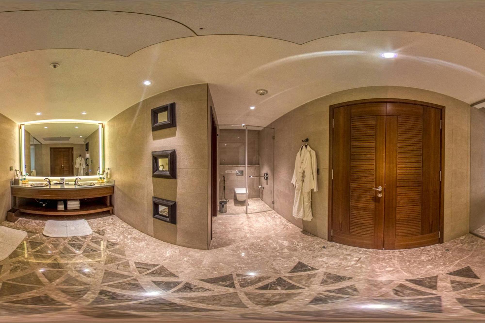 Sheraton Grand Chennai & 5* Mahabalipuram