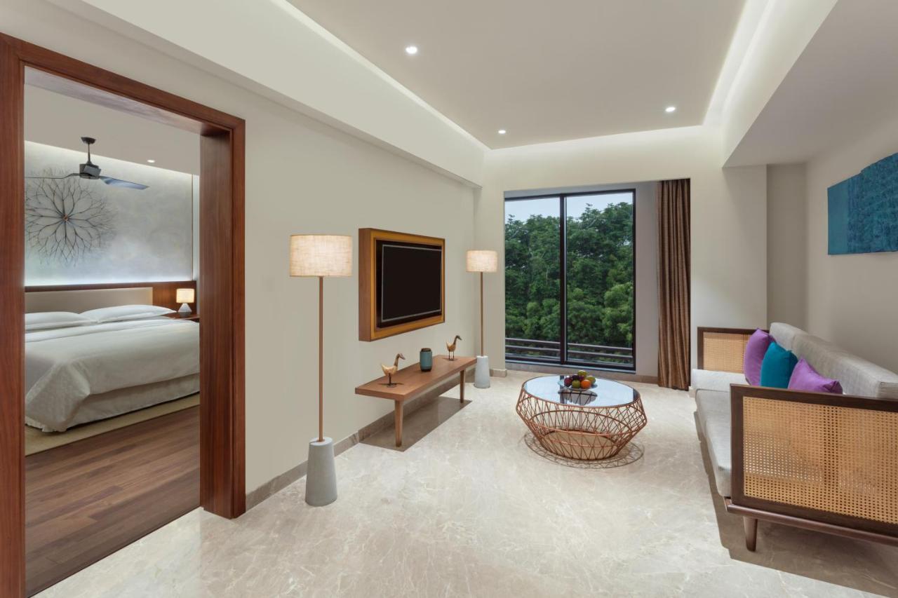 Sheraton Grand Chennai & 5* Mahabalipuram