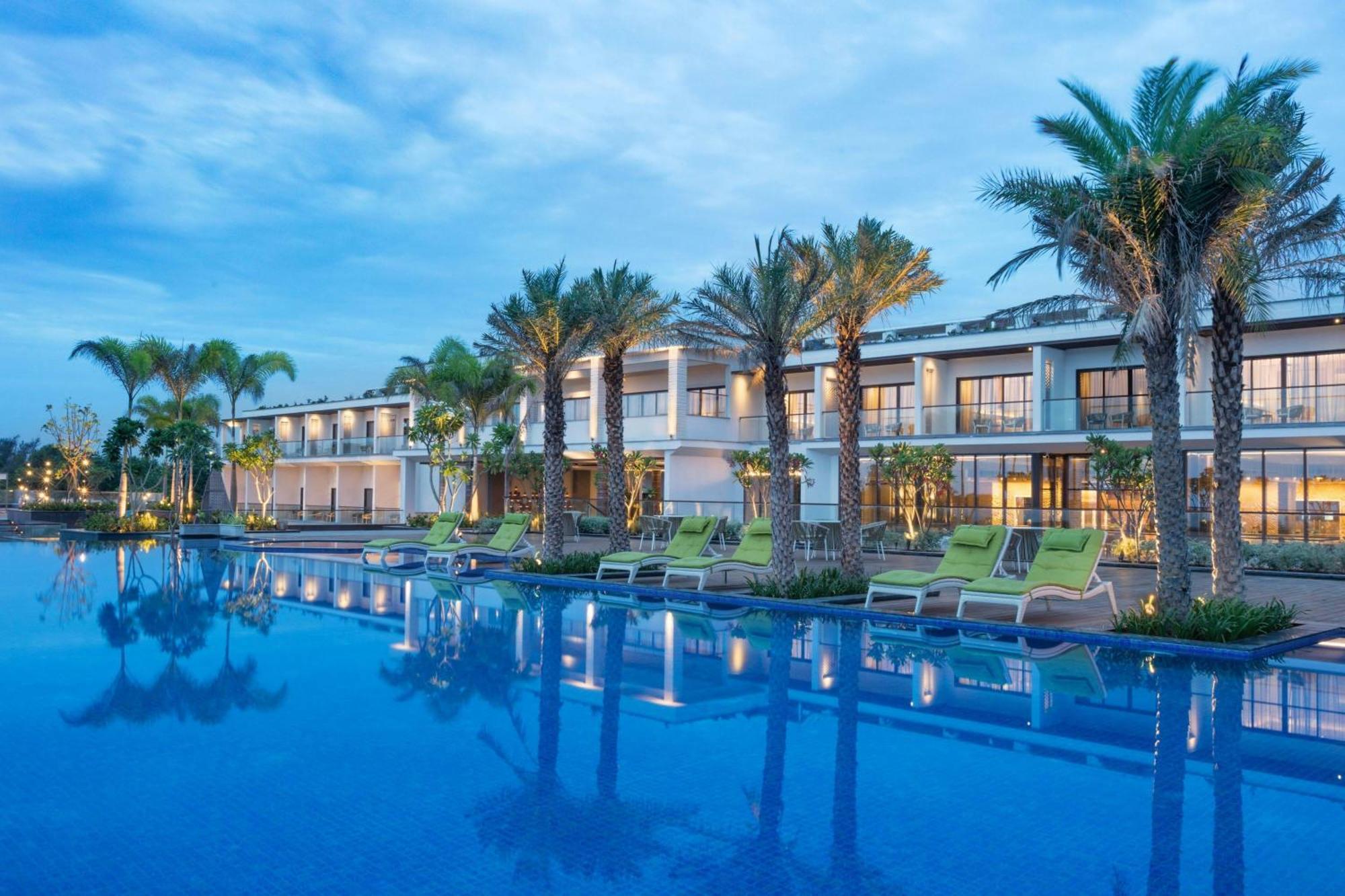 Sheraton Grand Chennai & 5* Mahabalipuram